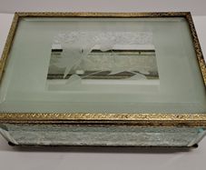 Crystal jewellery box