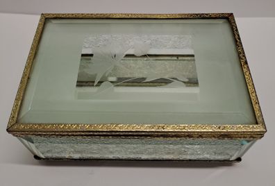Crystal jewellery box