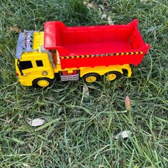 Toy truck