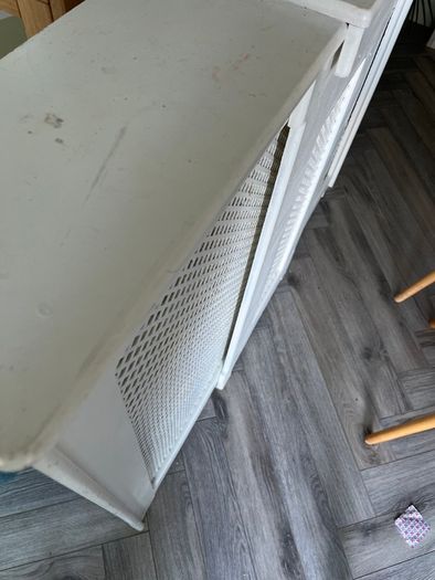 Wooden radiator cover