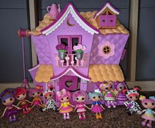 Lalaloopsy dolls
