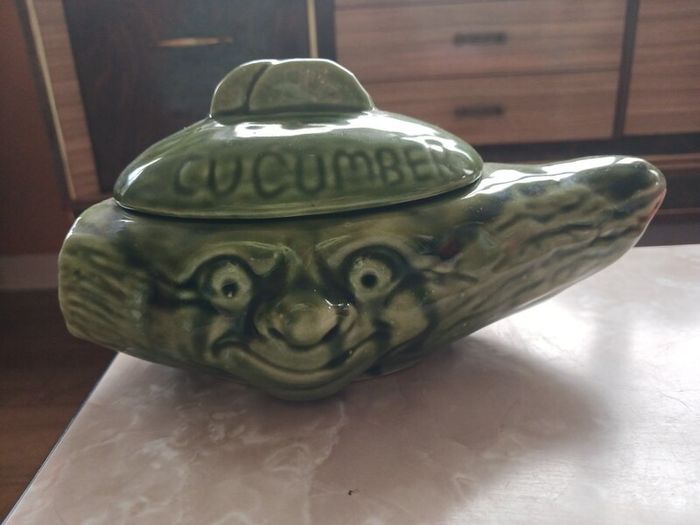 Cucumber face pot