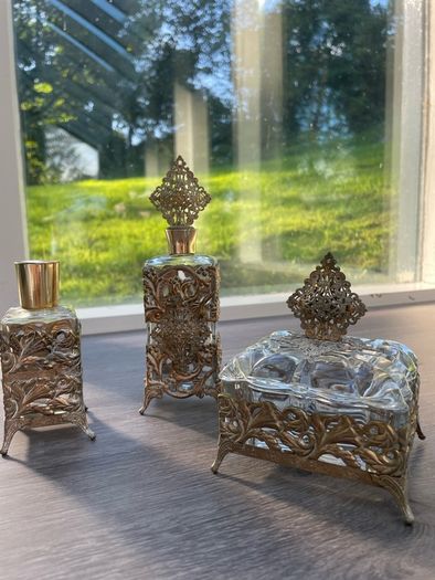 Vintage Ornate Glass and Filigree Metal Dressing Table Vanity Set, 3Piece