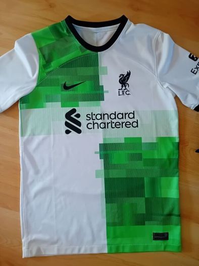 Nike Liverpool Jersey Size L (12-13 yrs)