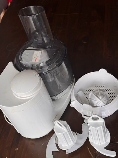 Food processor