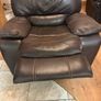 Need gone ASAP 2 large 1 seater recliners Image 3