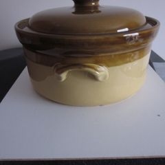 TG Green "Granville" Stoneware Glazed Lidded Dish