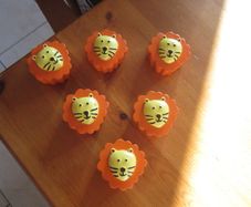 6 treehouse  lion drawer knoms