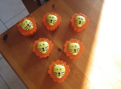 6 treehouse  lion drawer knoms