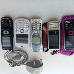 retro phones bundle