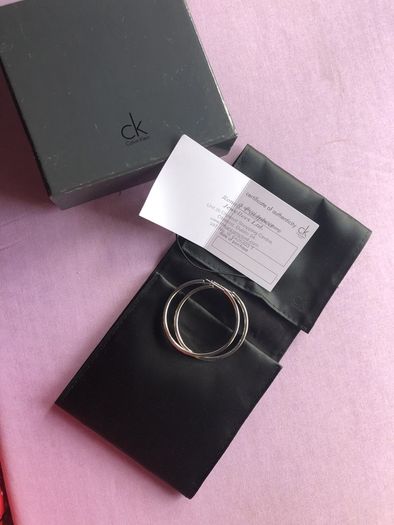 CK beautiful black cubic ear rings
