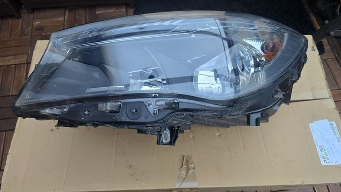 mercedes cla headlight