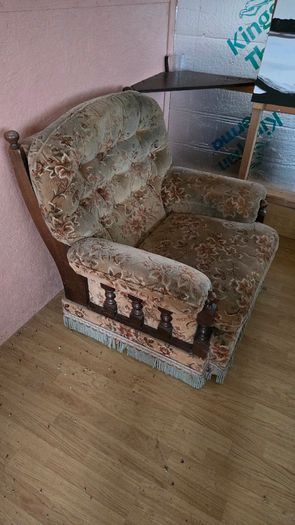 Sofa Set - Free