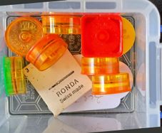 Box of balance assemblys