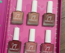 Blusher set new