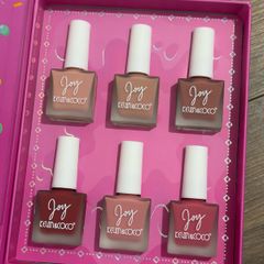 Blusher set new