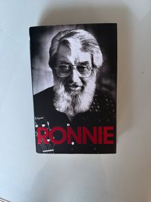 book non fiction Ronnie drew