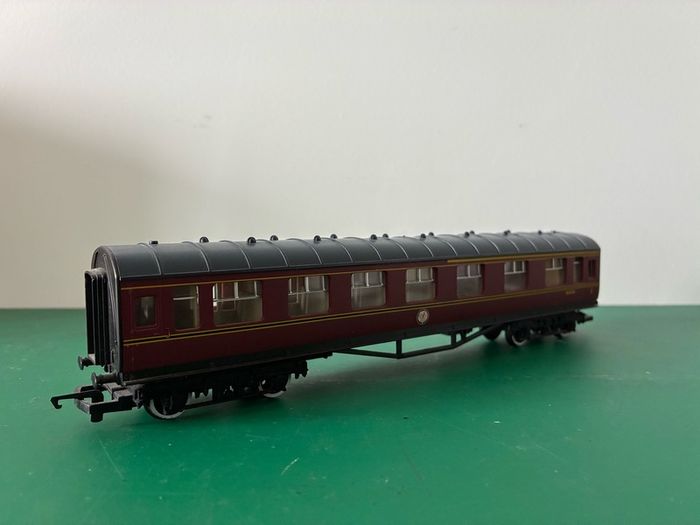 Two OO Gauge Red Passenger Coaches