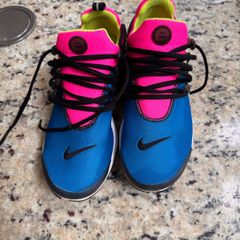 Nike Runners size 8
