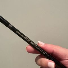 Victoria Beckham eyeliner Cocoa pave