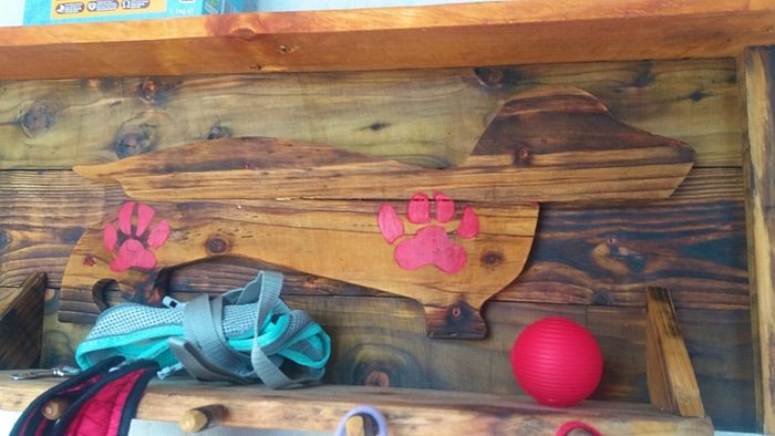 Rustic Dog Station / Organiser / Shelf