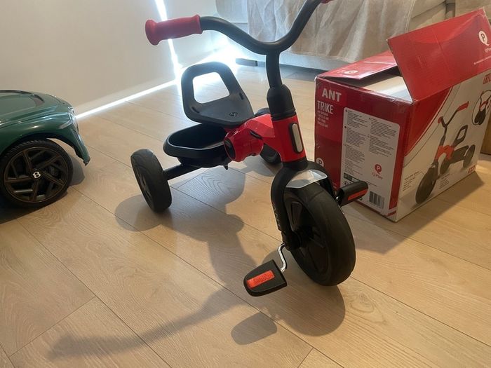 QPlay - QPlay - Children's tricycle ANT red