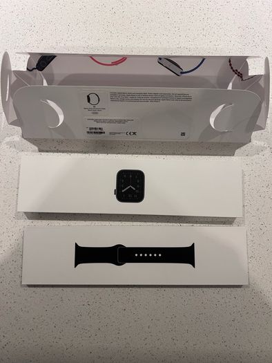 Apple Watch SE 1st Gen