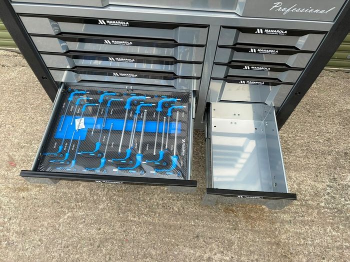 Manarola 12 Drawer Tool Box Fully Loaded With Tools
