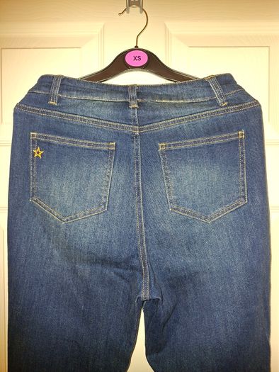 Stunning brand NEW Joe Browns  Floral Print Embroidered Bootcut Jeans, size 8