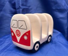 VW-style ceramic toast rack