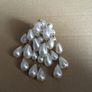 old drop pearl broach Image 2