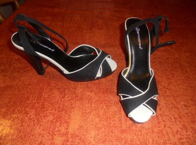 Ladies Platform Sandals for Sale