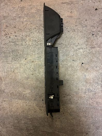 Genuine Renault Megane MK3 Front Electric Window Master Switch Pack & Passenger Handle