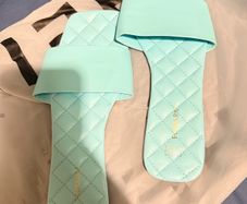 flat sandals