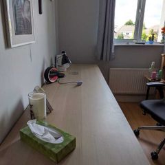 Large desk