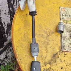 07-11 focus bonnet lock and key
