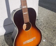 Recording King Dirty 30 LH RPS-7 Parlor Guitar