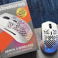 SteelSeries Aerox 3 Wireless gaming mouse - white