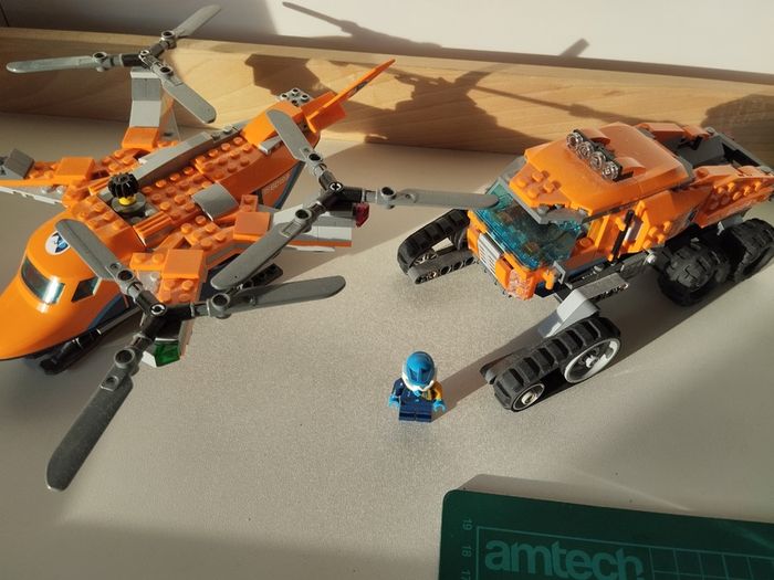 LEGO City Arctic Expedition  60193 & 60194 Incomplete Lot