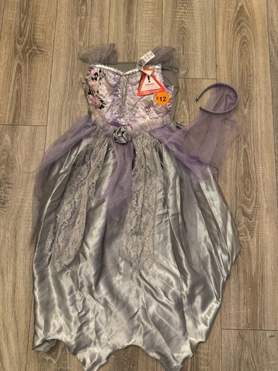girls costume