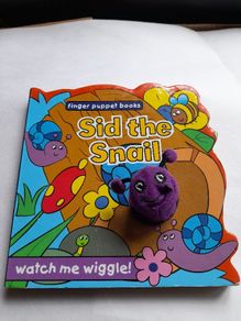 Sid the Snail - Finger Puppet Board Book