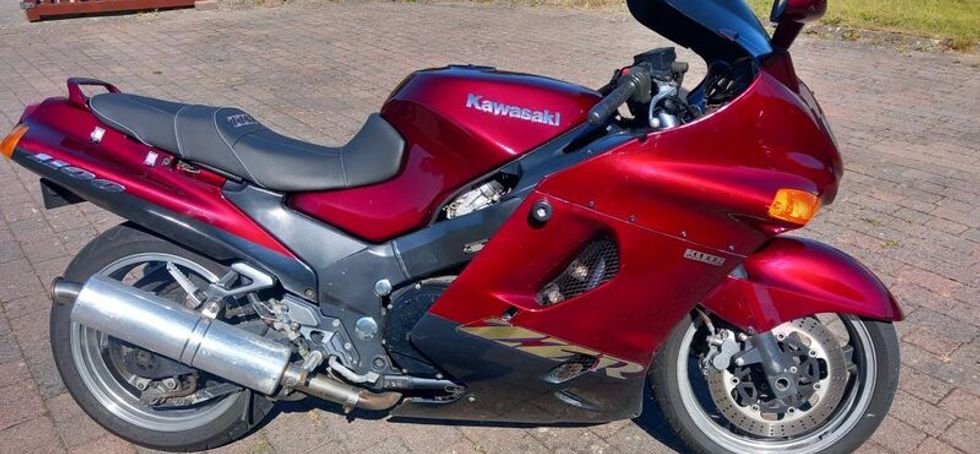 2002 Kawasaki zzr 1100