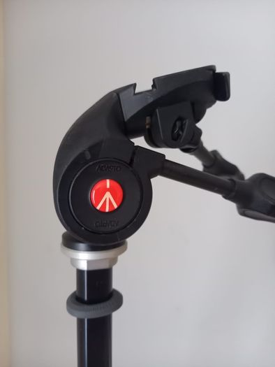 Manfrotto tripod MT293A3