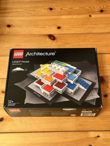 Lego House 21037