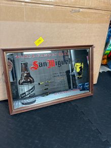 Bar mirror
