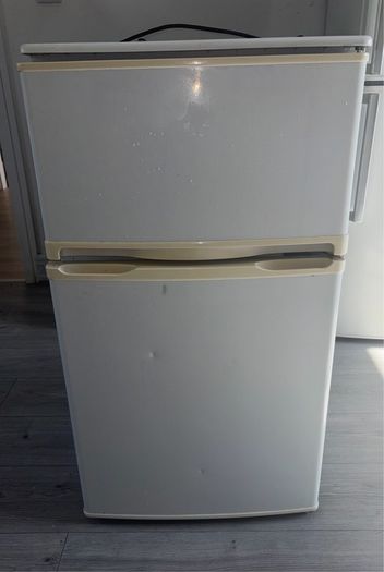 under counter fridge