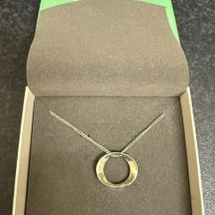 Silver pendant and necklace