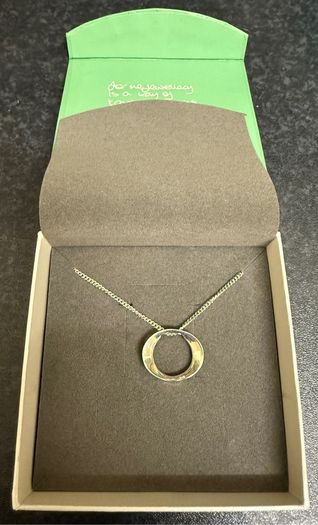 Silver pendant and necklace
