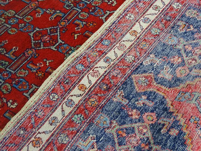 Beautiful Oriental Vintage Carpet/Rug.