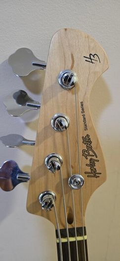 Bass Harley Benton, Jazz style, as new